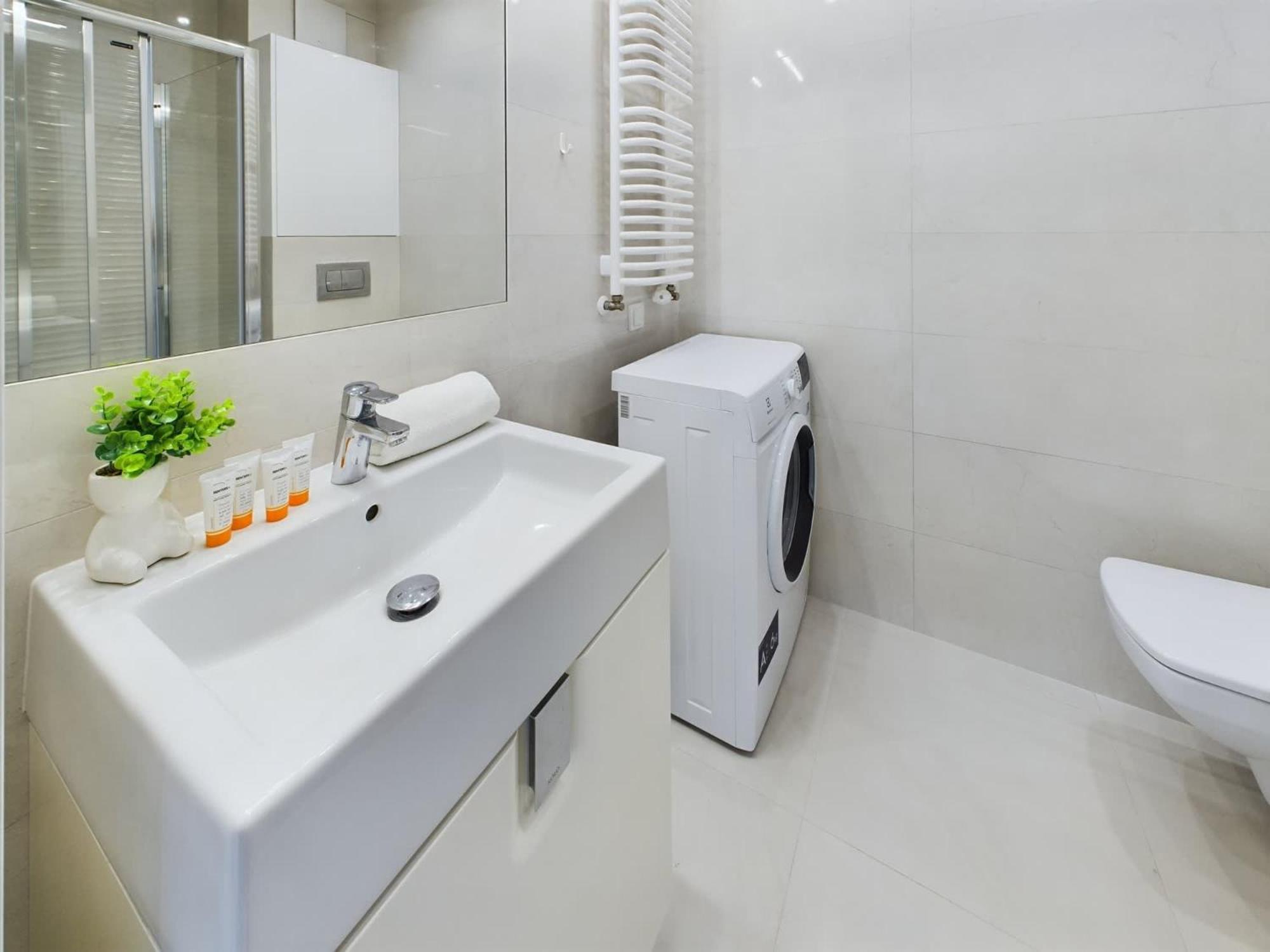 Klimatyczne Z Balkonem By Renters Apartament *
